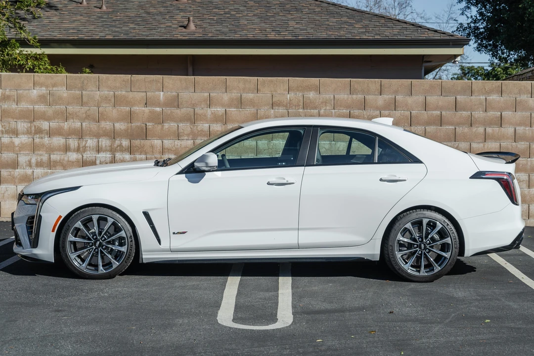 2022 Cadillac CT4-V Blackwing - Image 13 of 31