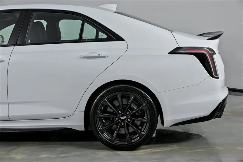 2022 Cadillac CT4-V Blackwing - Image 9 of 21