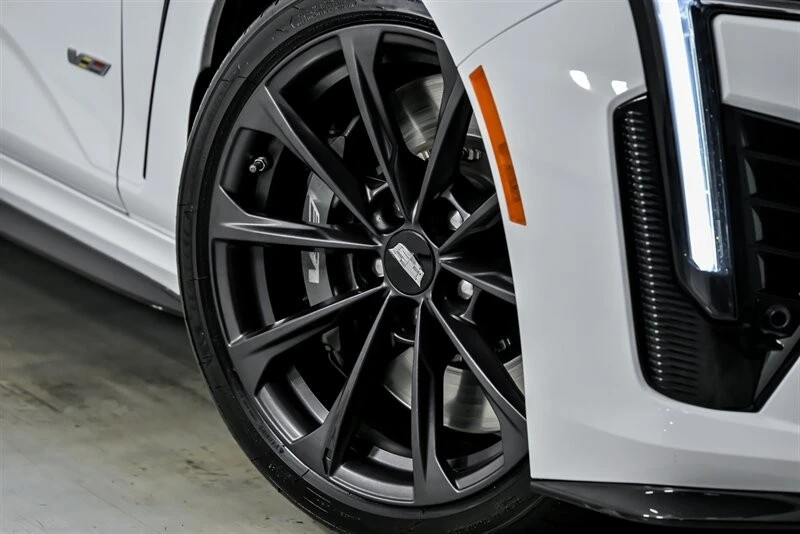 2022 Cadillac CT4-V Blackwing - Image 4 of 21