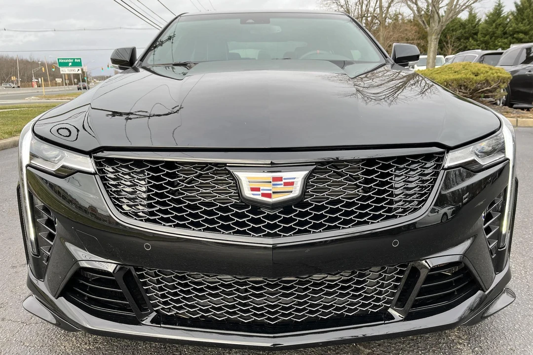 2022 Cadillac CT4-V Blackwing - Image 2 of 6