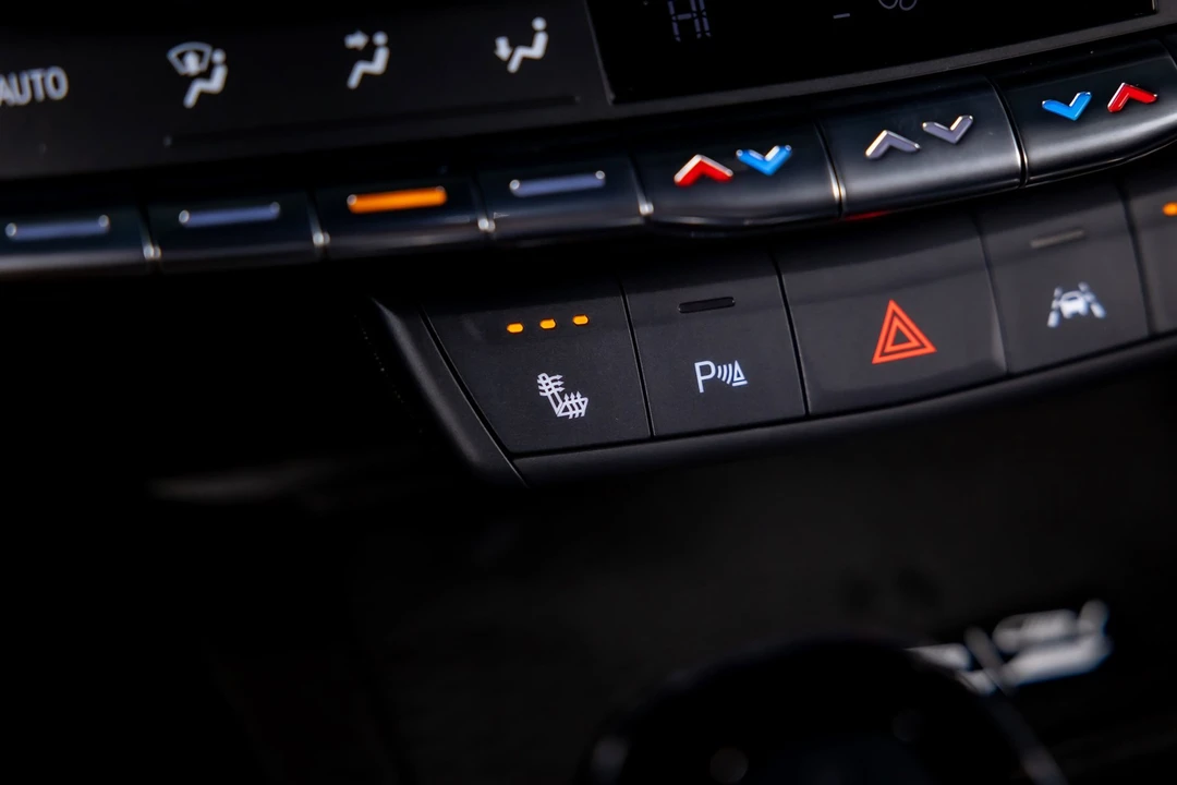 2022 Cadillac CT4-V Blackwing - Image 16 of 21