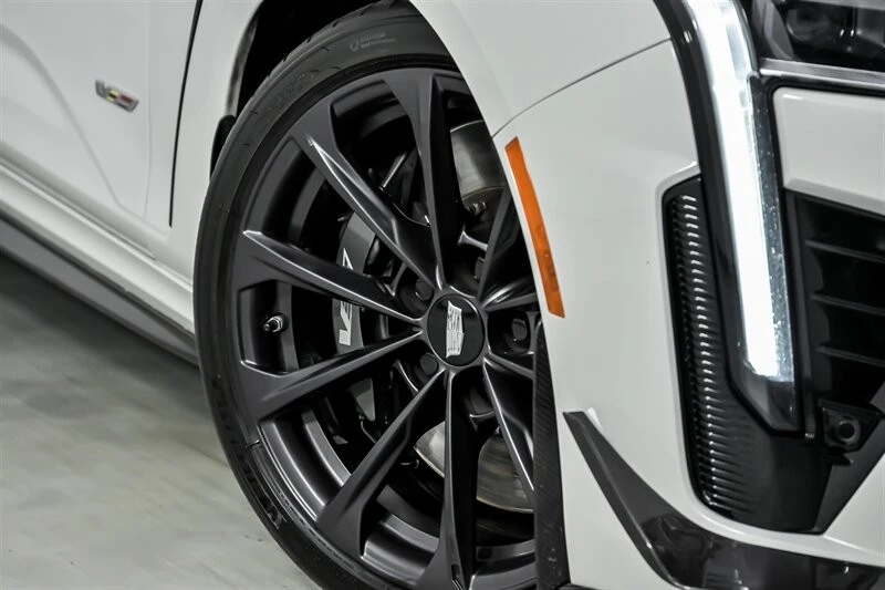 2022 Cadillac CT4-V Blackwing - Image 4 of 21