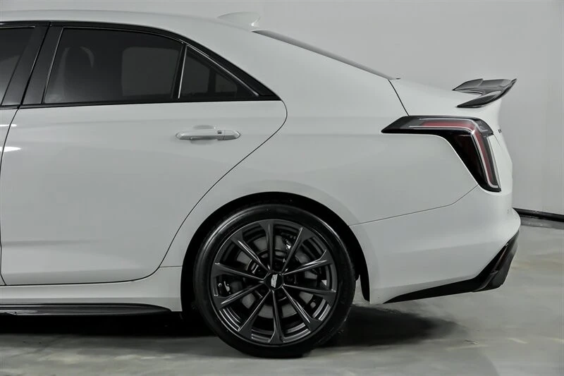 2022 Cadillac CT4-V Blackwing - Image 9 of 21