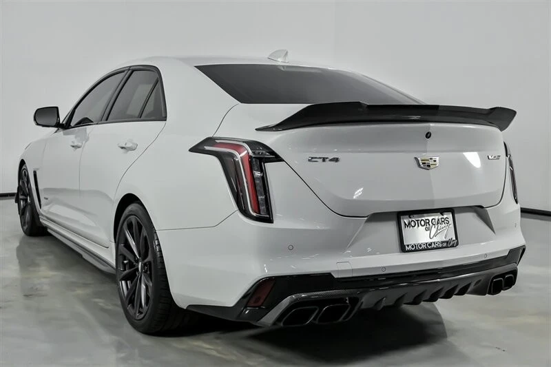2022 Cadillac CT4-V Blackwing - Image 10 of 12