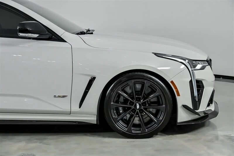 2022 Cadillac CT4-V Blackwing - Image 15 of 21