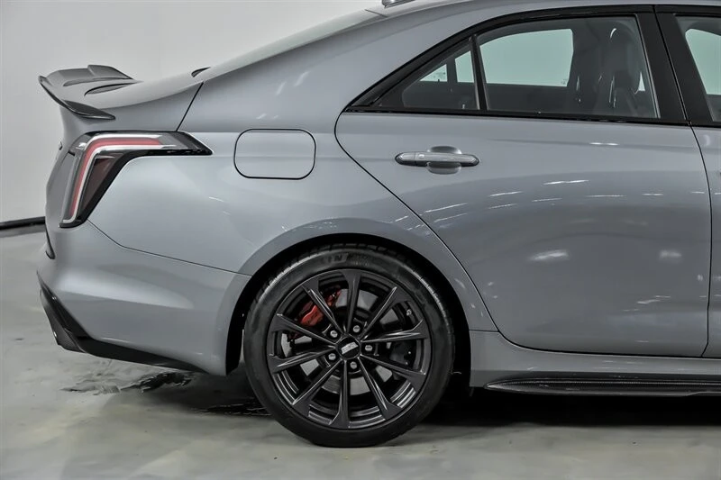 2022 Cadillac CT4-V Blackwing - Image 13 of 21