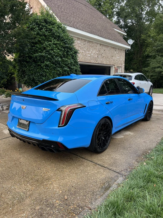 2022 Cadillac CT4-V Blackwing - Image 10 of 31