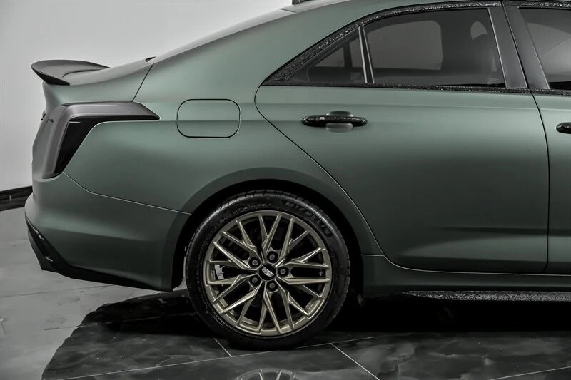 2022 Cadillac CT4-V Blackwing - Image 12 of 21