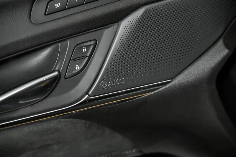 2022 Cadillac CT4-V Blackwing - Image 19 of 21