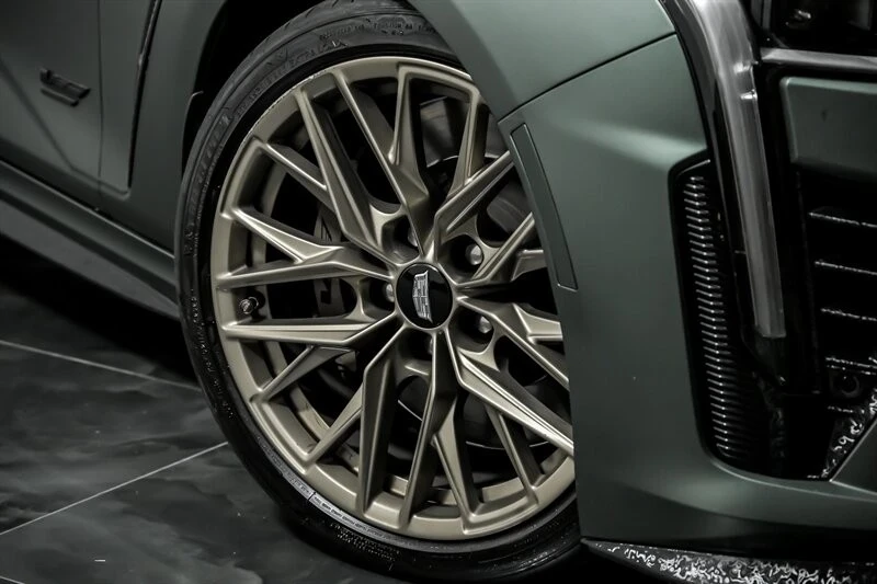 2022 Cadillac CT4-V Blackwing - Image 3 of 12