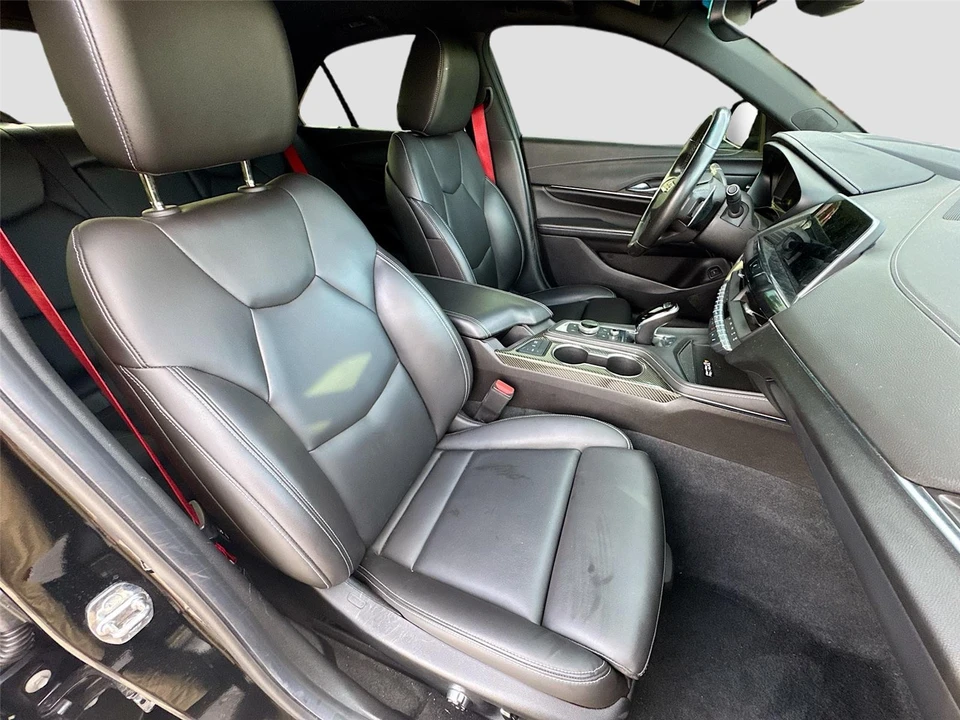 2022 Cadillac CT4-V Blackwing - Image 10 of 16