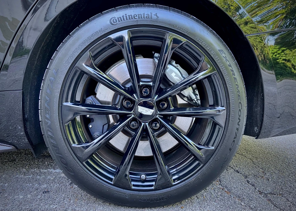 2022 Cadillac CT4-V Blackwing - Image 13 of 31