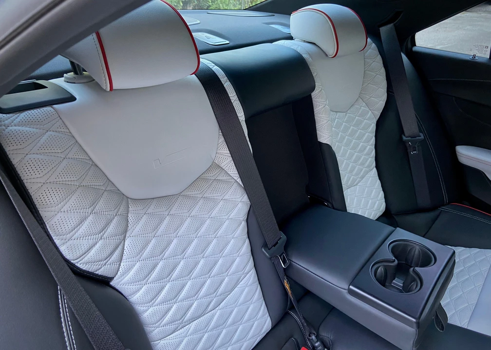 2022 Cadillac CT4-V Blackwing - Image 24 of 31