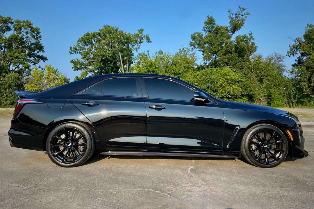 2022 Cadillac CT4-V Blackwing - Image 3 of 31