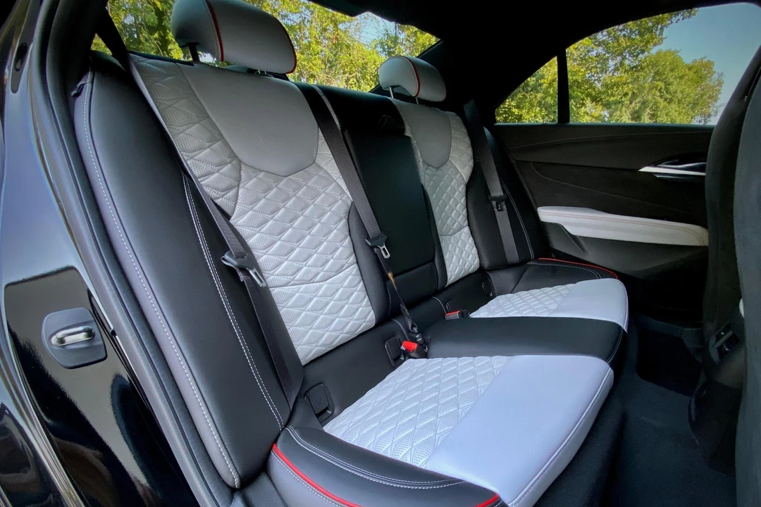 2022 Cadillac CT4-V Blackwing - Image 19 of 31