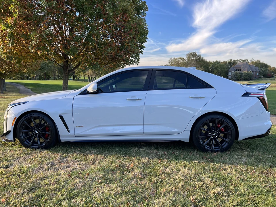 2022 Cadillac CT4-V Blackwing - Image 14 of 31