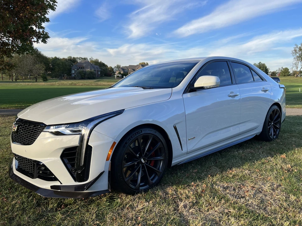 2022 Cadillac CT4-V Blackwing - Image 2 of 31