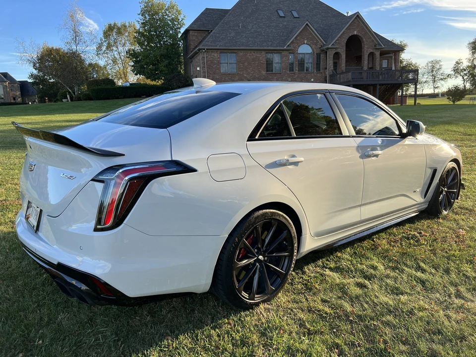 2022 Cadillac CT4-V Blackwing - Image 9 of 31