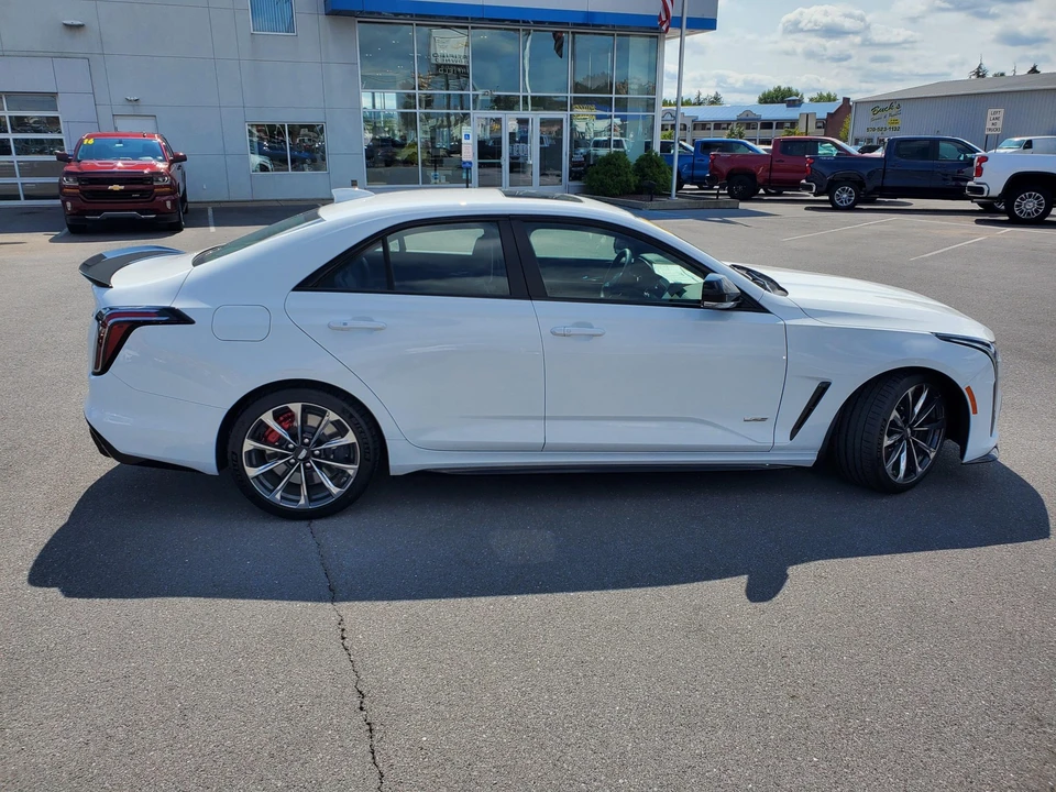 2022 Cadillac CT4-V Blackwing - Image 21 of 31
