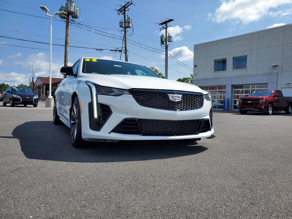 2022 Cadillac CT4-V Blackwing - Image 28 of 31