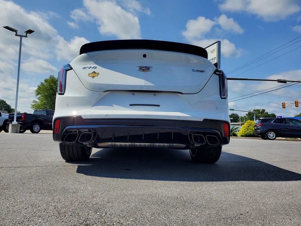 2022 Cadillac CT4-V Blackwing - Image 11 of 31