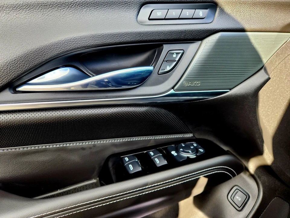 2022 Cadillac CT4-V Blackwing - Image 26 of 31