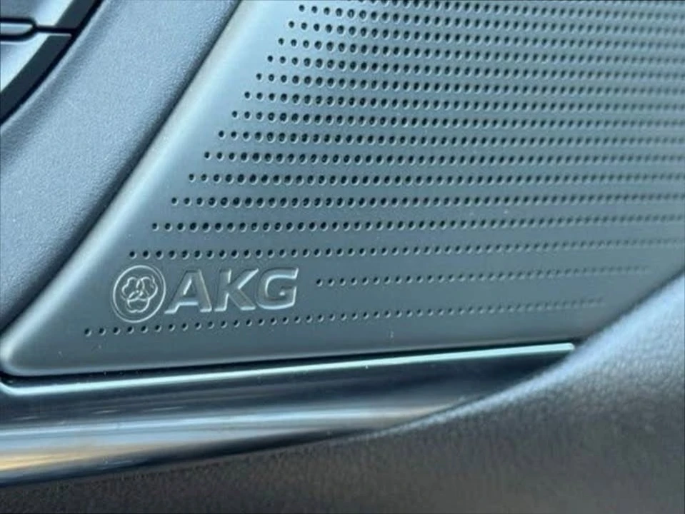 2022 Cadillac CT4-V Blackwing - Image 16 of 17