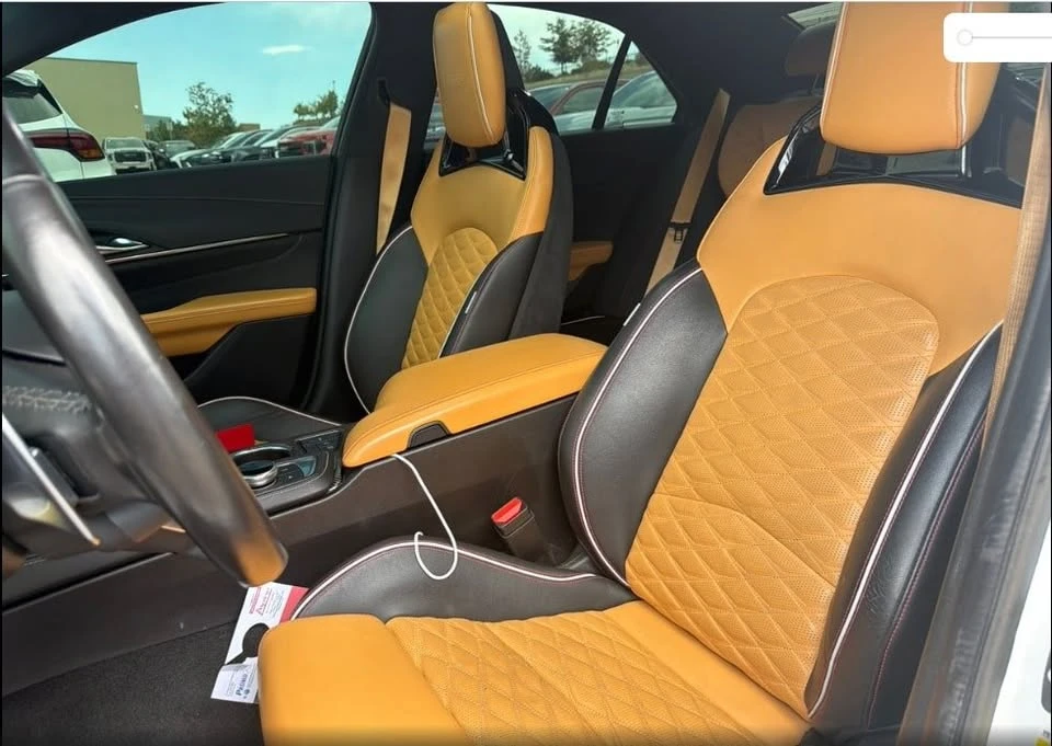 2022 Cadillac CT4-V - Image 10 of 11