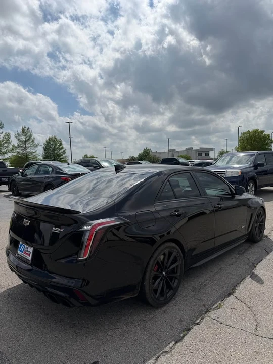 2022 Cadillac CT4-V - Image 6 of 15