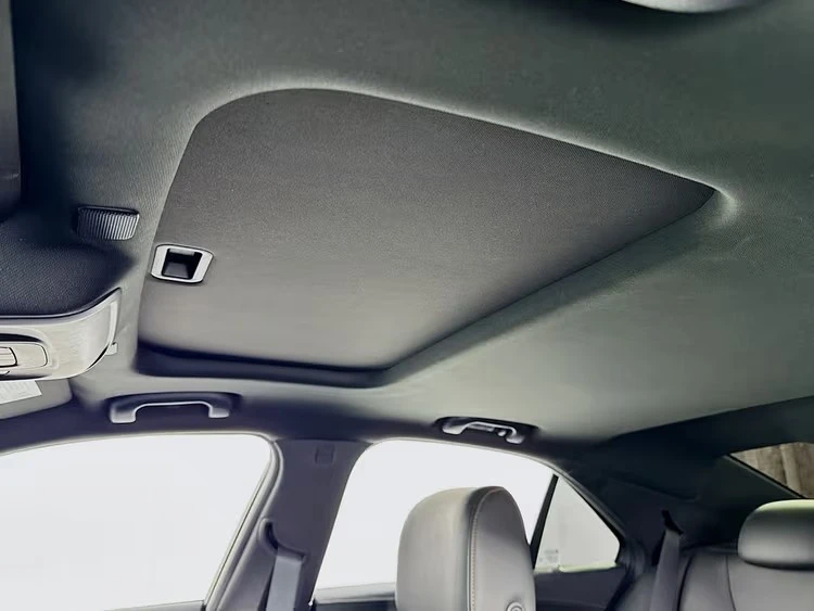 2022 Cadillac CT4-V - Image 17 of 19