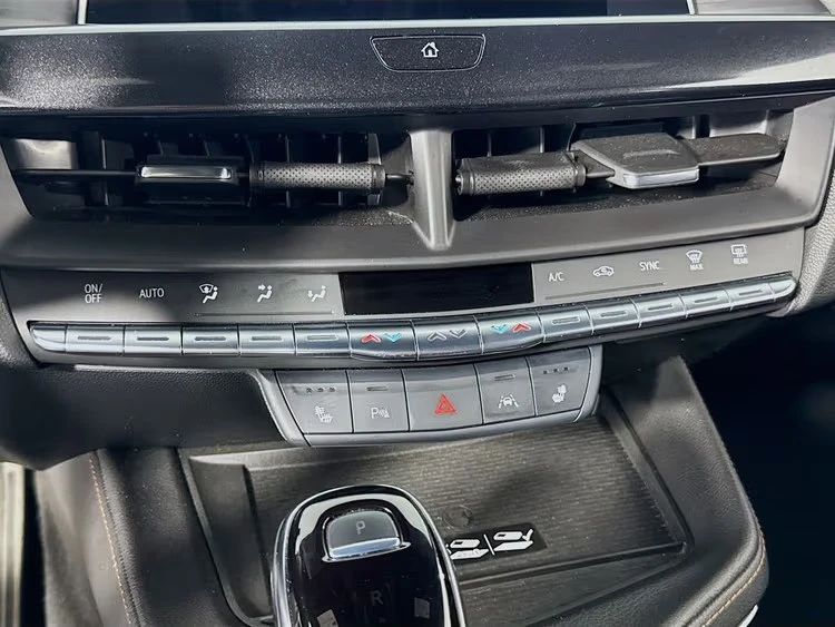 2022 Cadillac CT4-V - Image 15 of 19