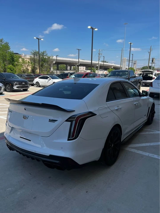 2022 Cadillac CT4-V Blackwing - Image 10 of 13