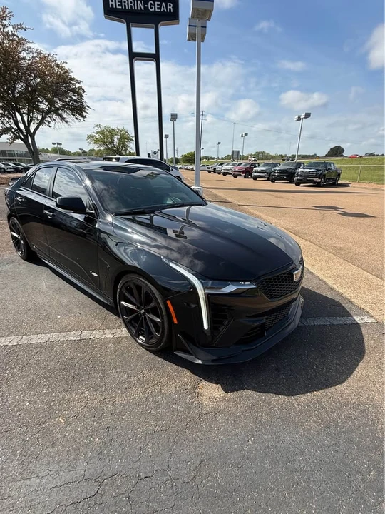 2022 Cadillac - Image 2 of 14