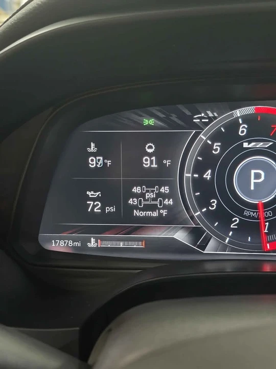 2022 Cadillac CT4-V Blackwing - Image 10 of 15
