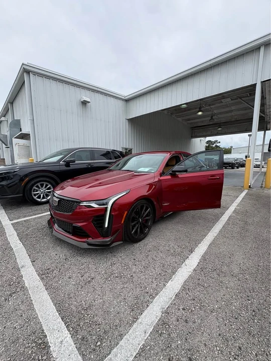 2022 Cadillac CT4-V Blackwing - Image 2 of 10