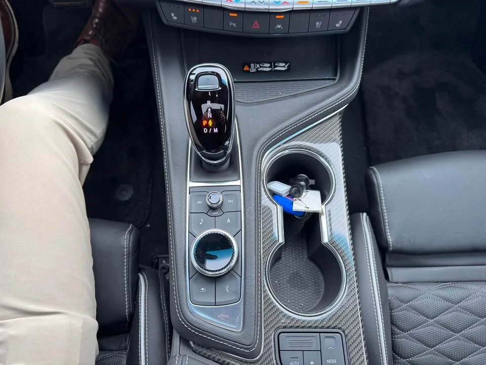2022 Cadillac CT4-V Blackwing - Image 11 of 17
