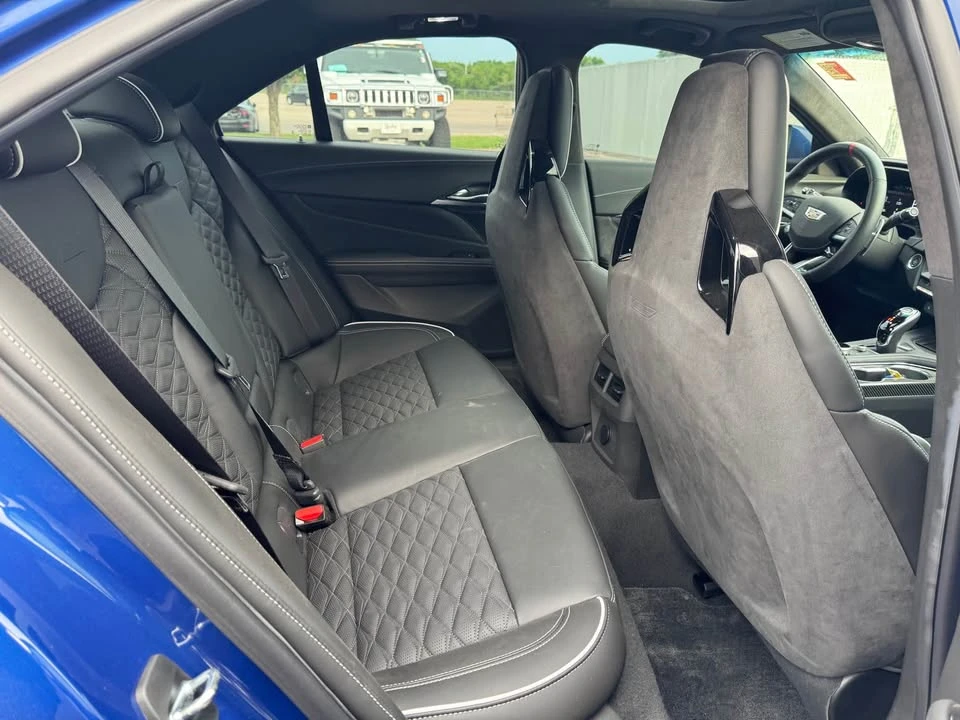 2022 Cadillac CT4-V Blackwing - Image 16 of 17