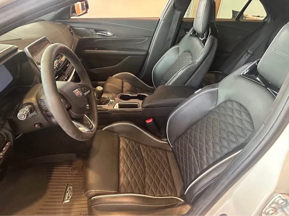 2022 Cadillac CT4-V Blackwing - Image 8 of 13