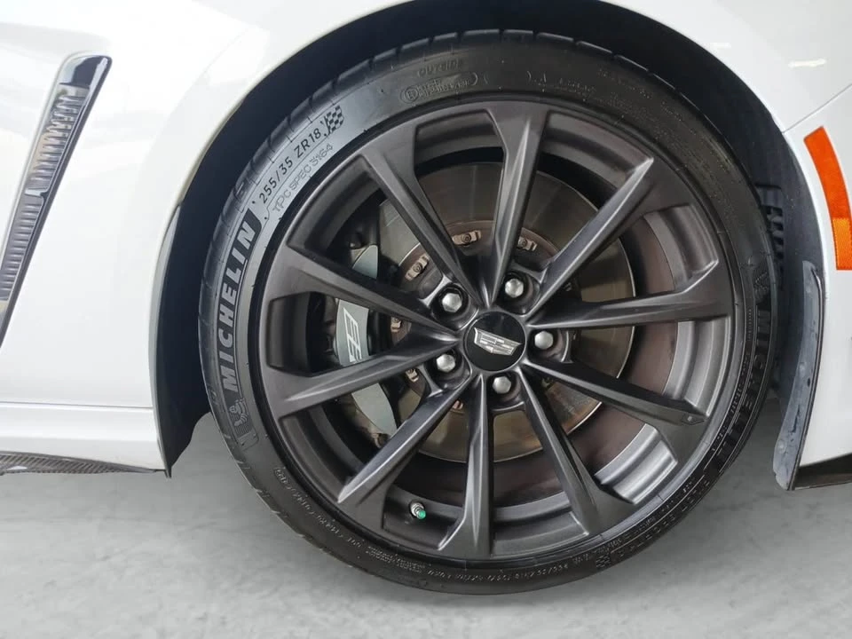 2022 Cadillac CT4-V Blackwing - Image 10 of 11
