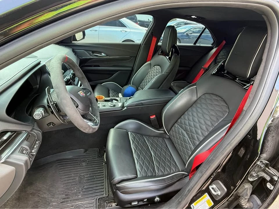 2022 Cadillac CT4-V Blackwing - Image 5 of 7