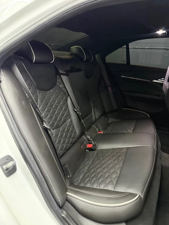 2022 Cadillac CT4-V Blackwing - Image 8 of 17