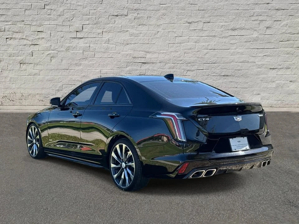 2022 Cadillac CT4-V - Image 2 of 8