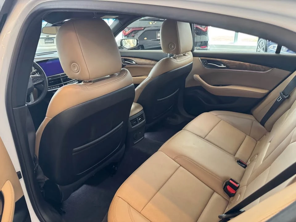 2022 Cadillac CT5 - Image 2 of 8