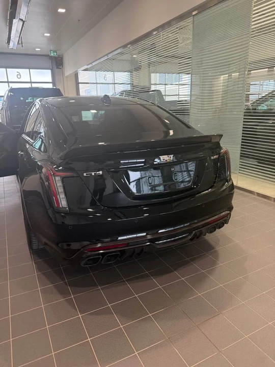2022 Cadillac CT5 - Image 3 of 4