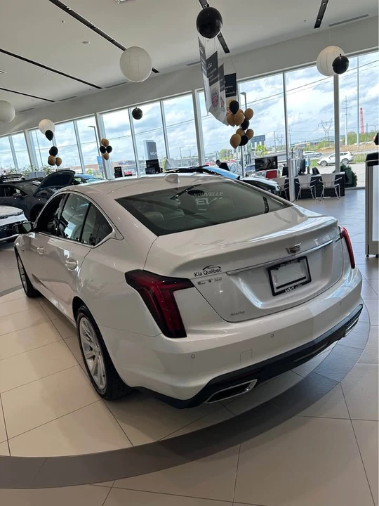 2022 Cadillac CT5 - Image 6 of 11