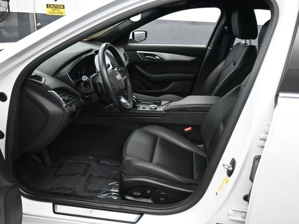 2022 Cadillac CT5 - Image 11 of 12