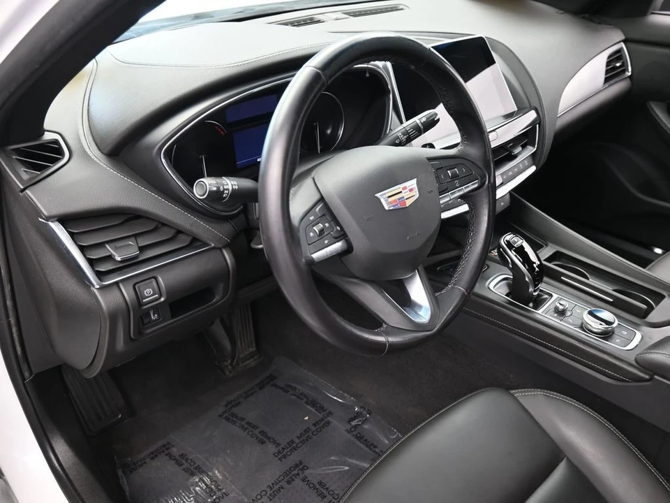 2022 Cadillac CT5 - Image 10 of 12