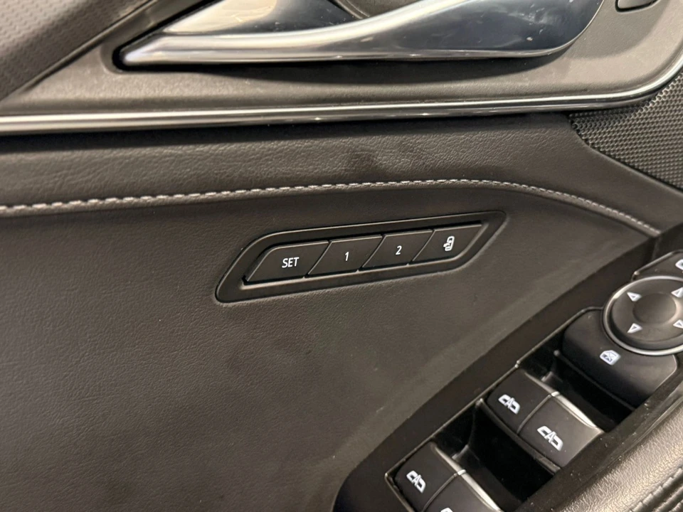 2022 Cadillac CT5 - Image 14 of 21
