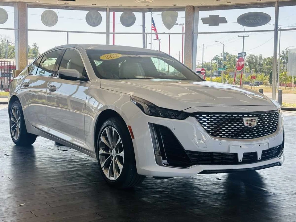2022 Cadillac CT5 - Image 4 of 31