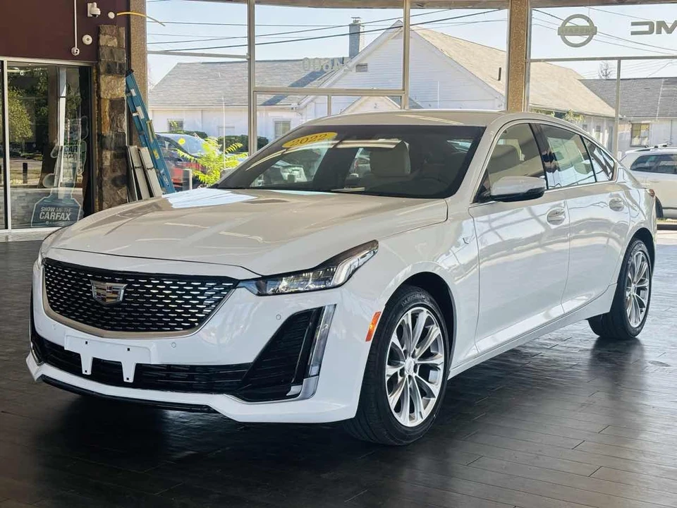 2022 Cadillac CT5 - Image 16 of 31